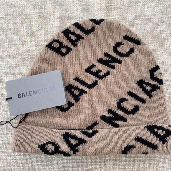 AUTHENTIC Balenciaga Beanie - Picture 1 of 3